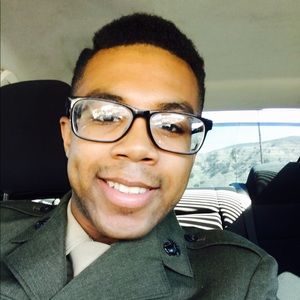 Meet your Posher, Javonta